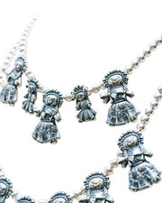 Collar Mi Colección de Muñecas