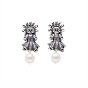 Aretes Muñeca Mediana con Perla