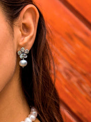 Aretes Flor Cerezo Perla