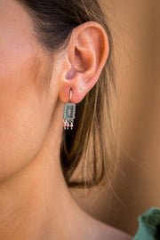 Aretes Milagrito Virgen con Turmalina Gabriela Sánchez Aretes