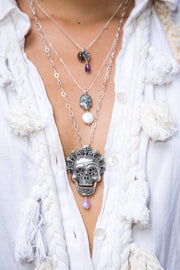 Dije Calavera con Calaveritas Amatista Gabriela Sánchez Dije