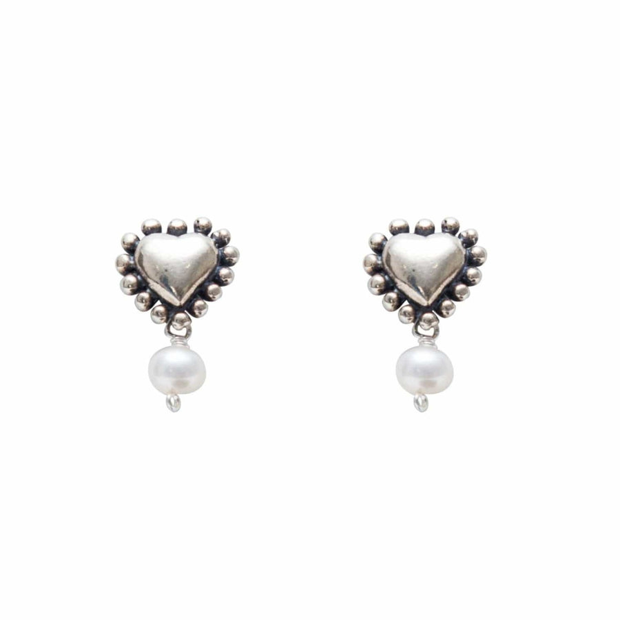 Aretes Corazón con Puntos Mini Perla AM028 Aretes