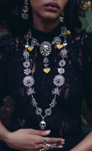Collar Vida con Raíz