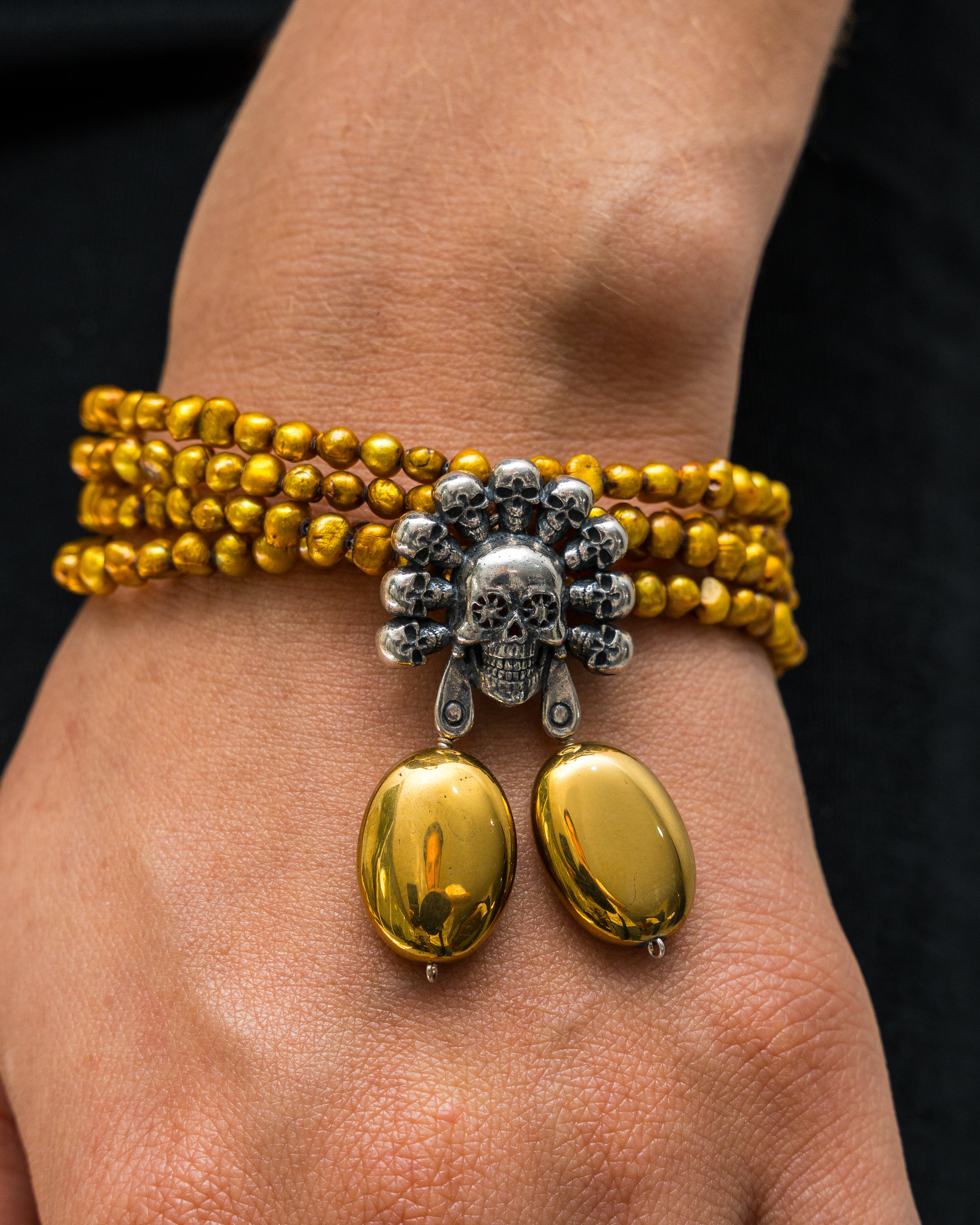 Pulsera Granos Dorados