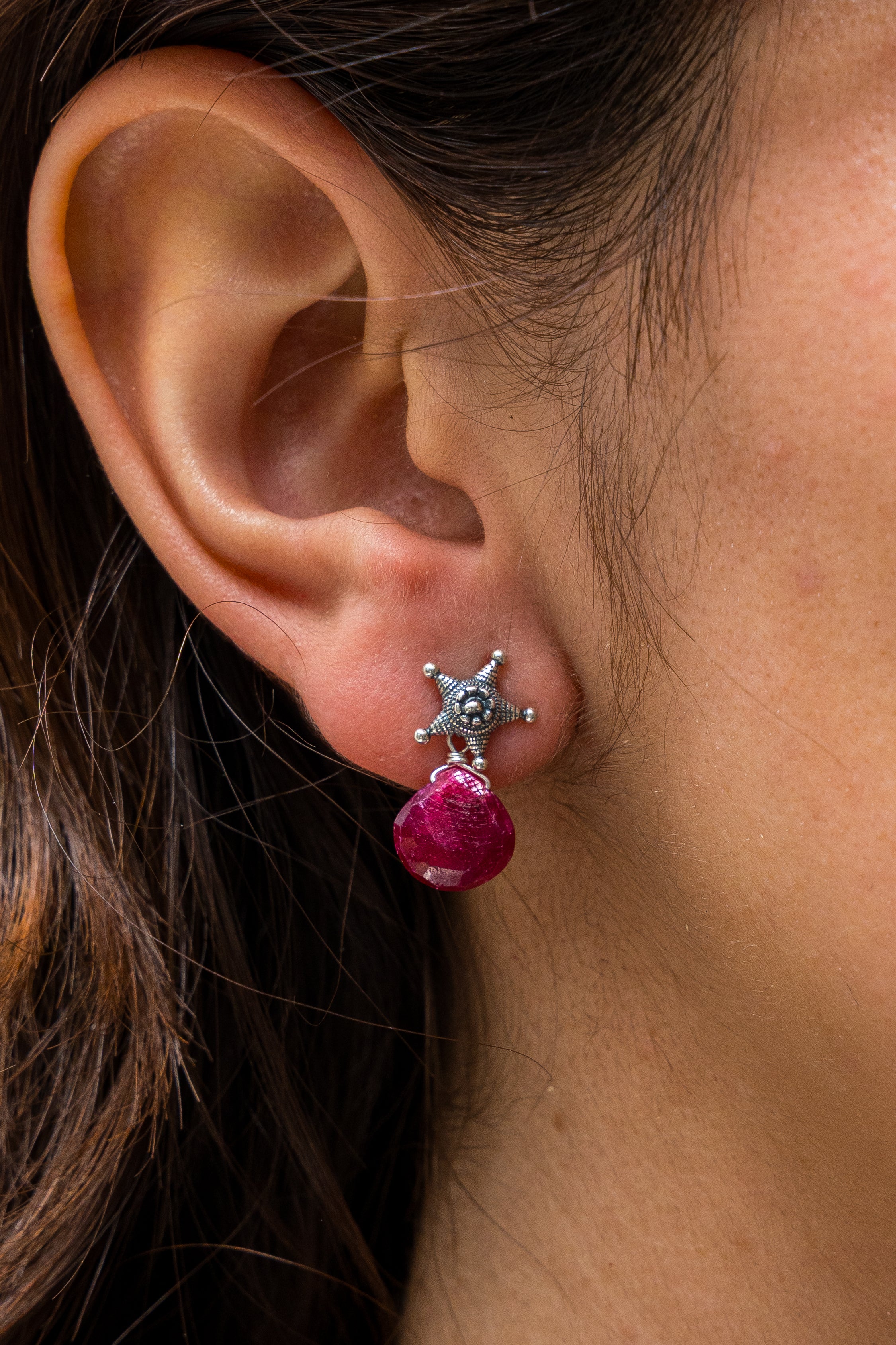 Aretes Pequeña Piñata Rubí