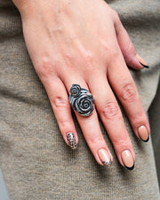 Anillo Rosas y Sombras