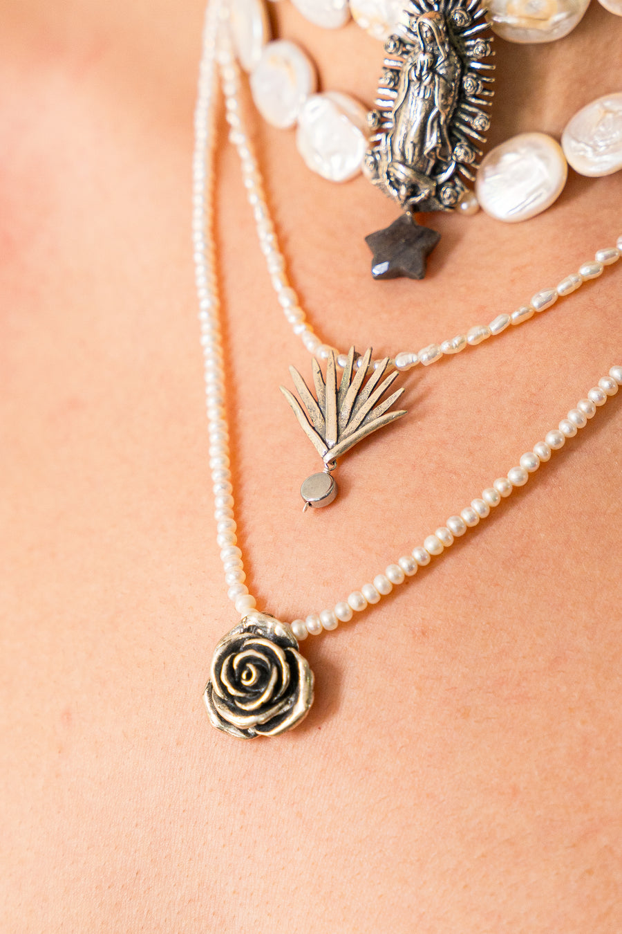 Collar Agavito entre Perlas
