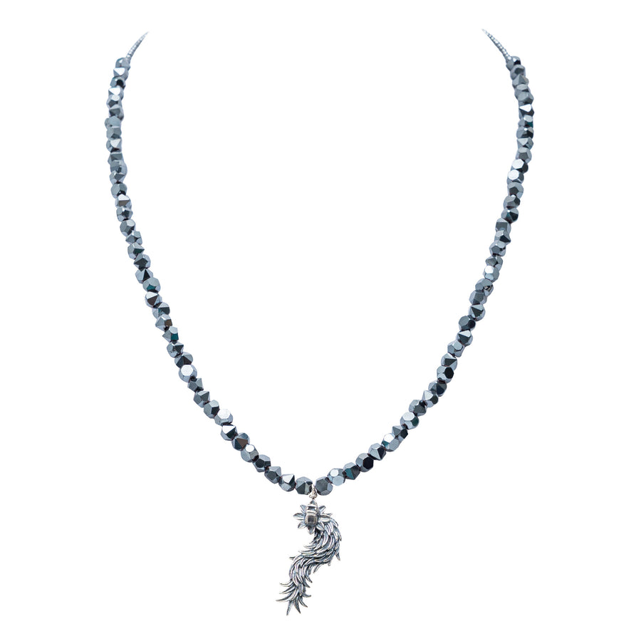 Collar Escudo Emplumado