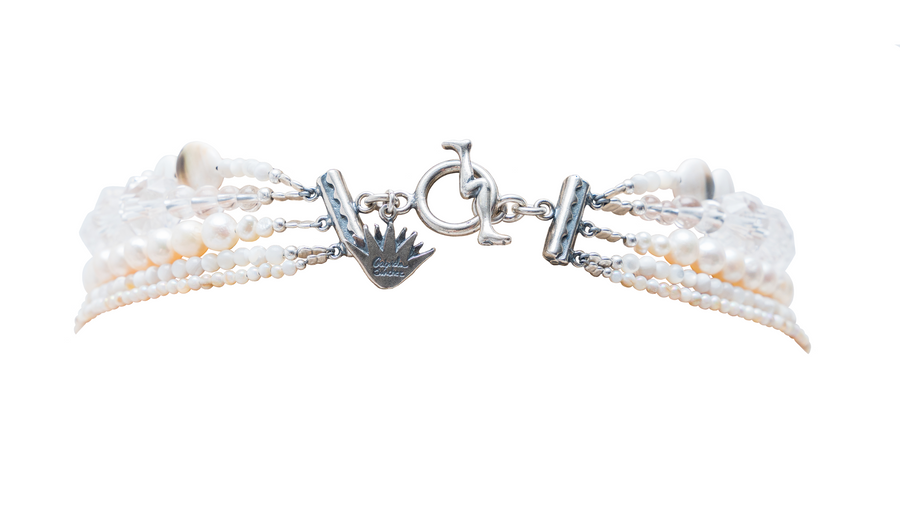 Choker Bordado entre Conchas
