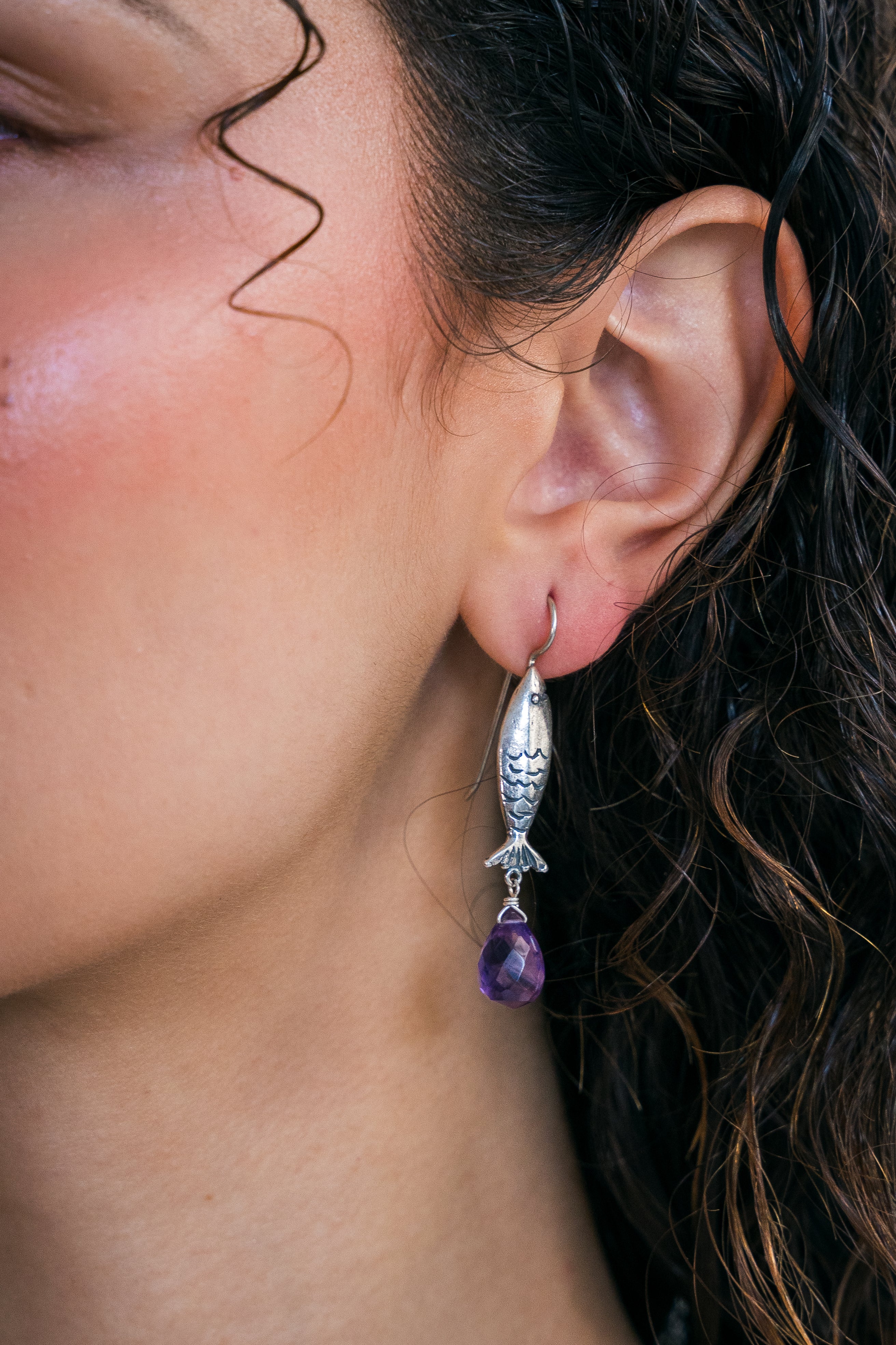 Aretes Marea Púrpura