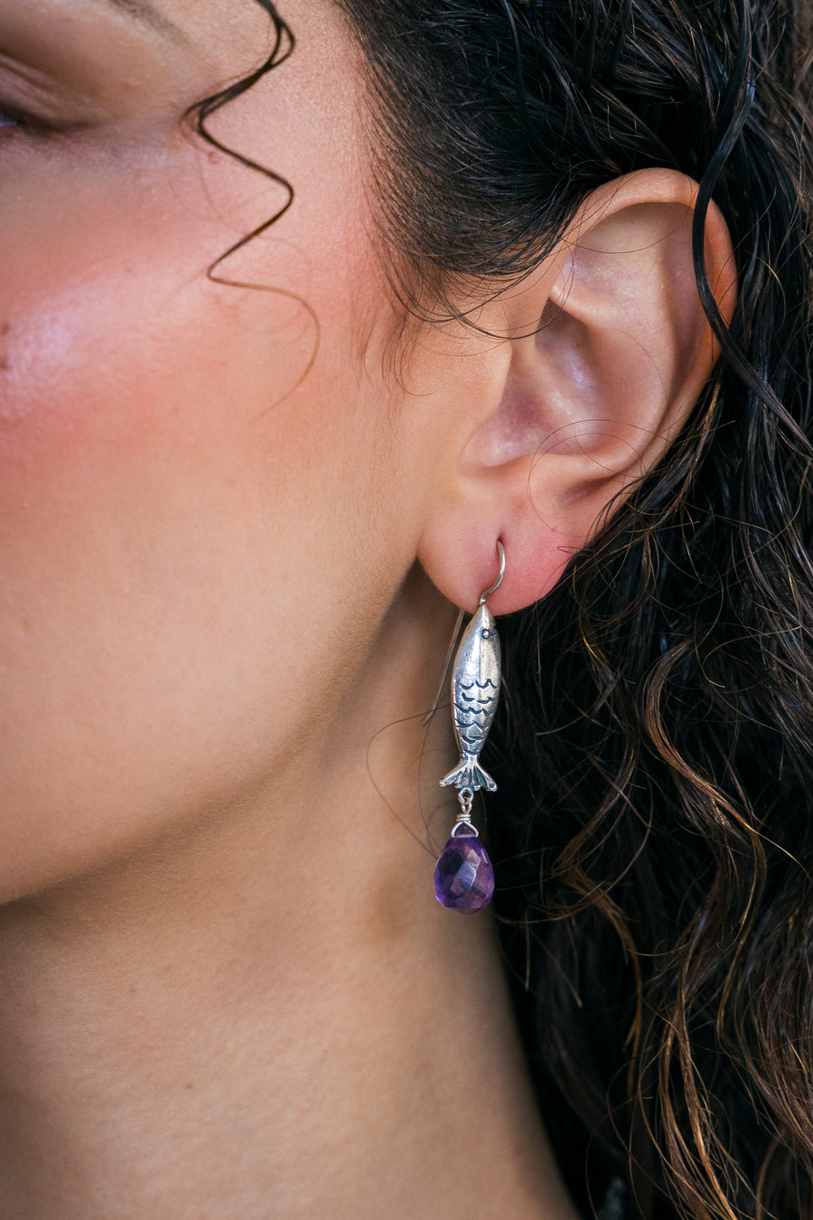 Aretes Marea Púrpura