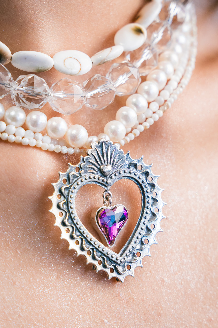 Choker Bordado entre Conchas