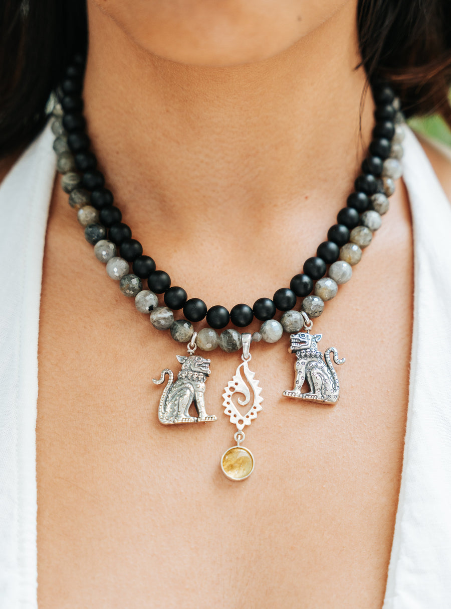 Collar Guardianes