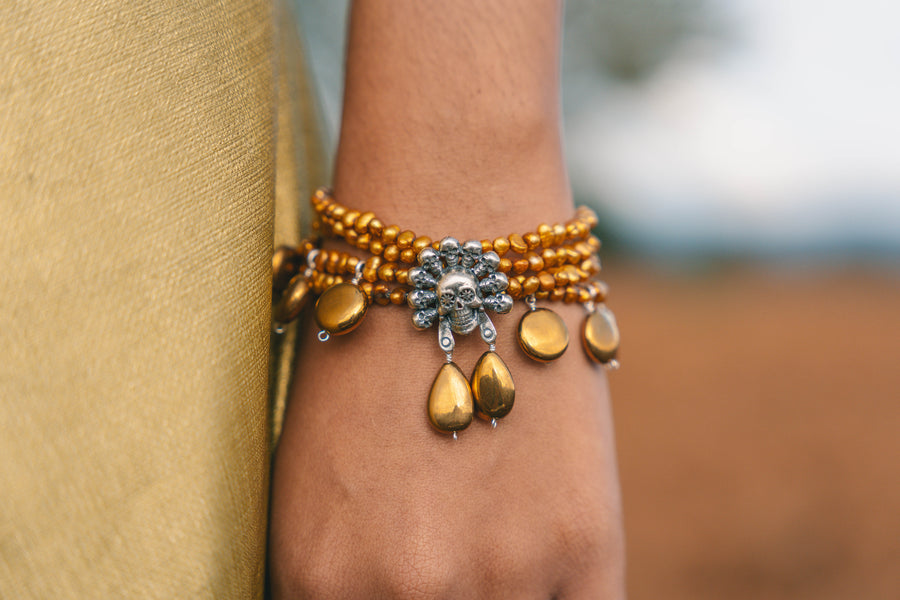 Pulsera Granos Dorados