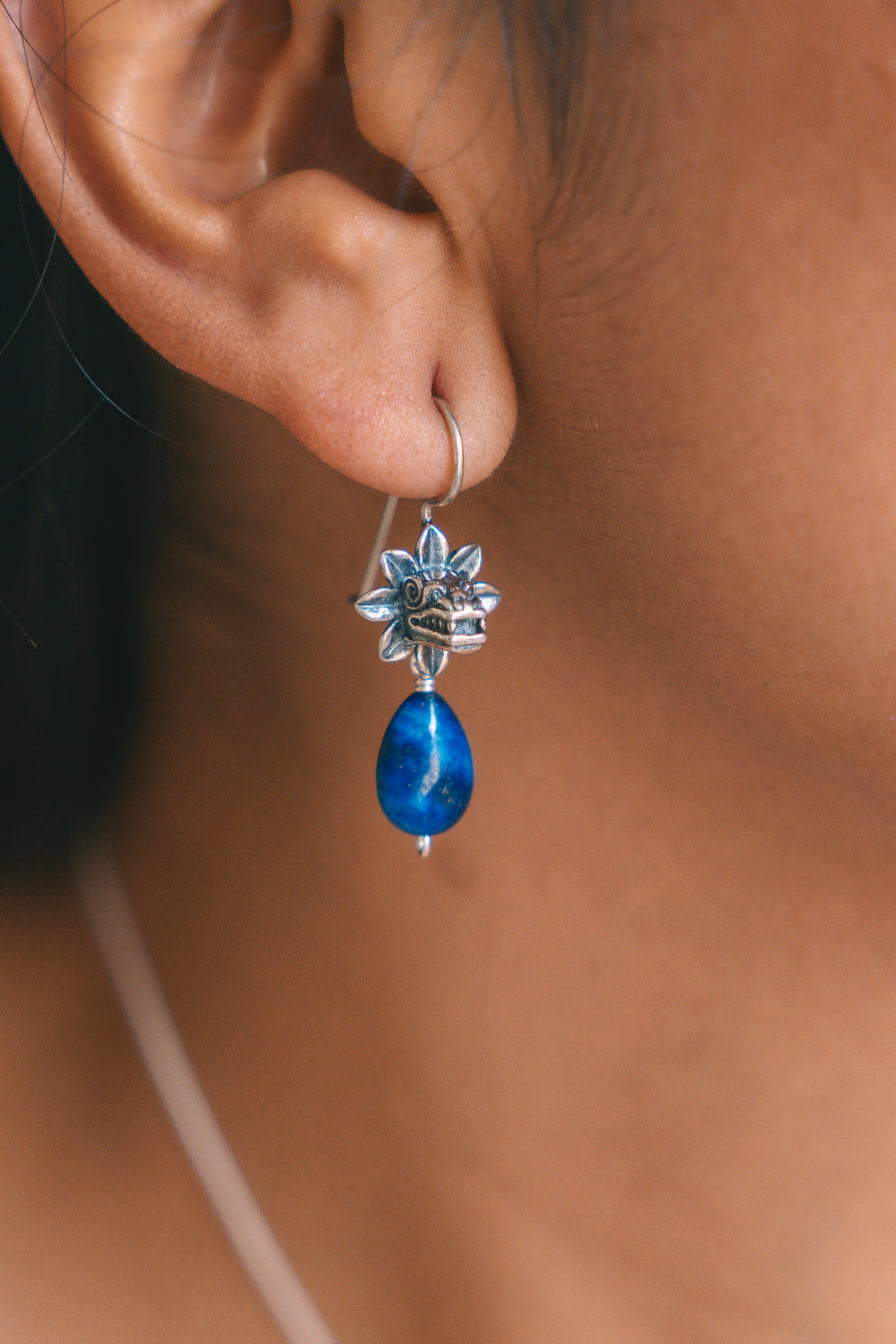 Aretes Sagrado Azul