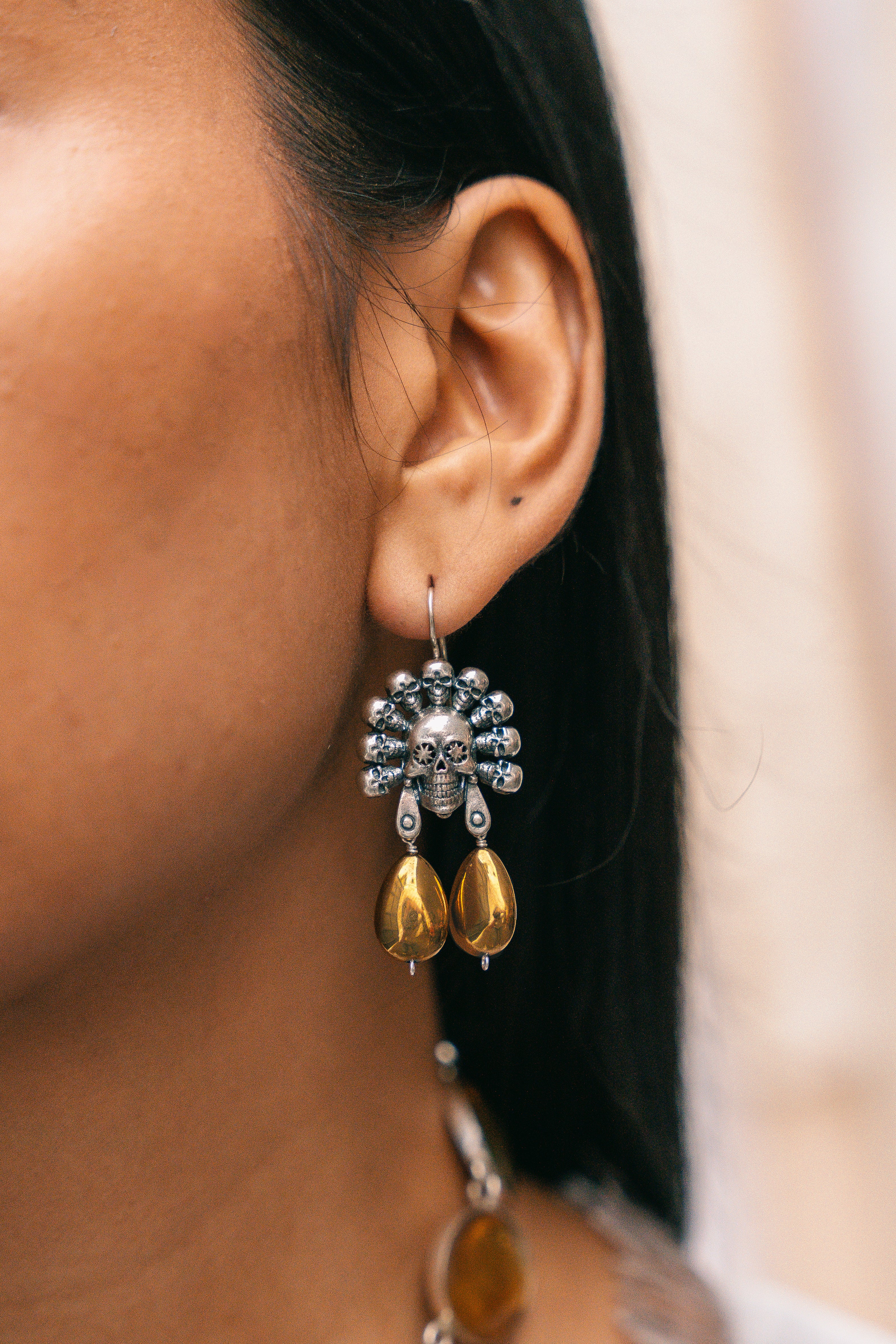 Aretes Granos Dorados
