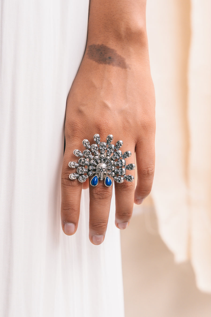 Anillo Tzompantli Lapislázuli