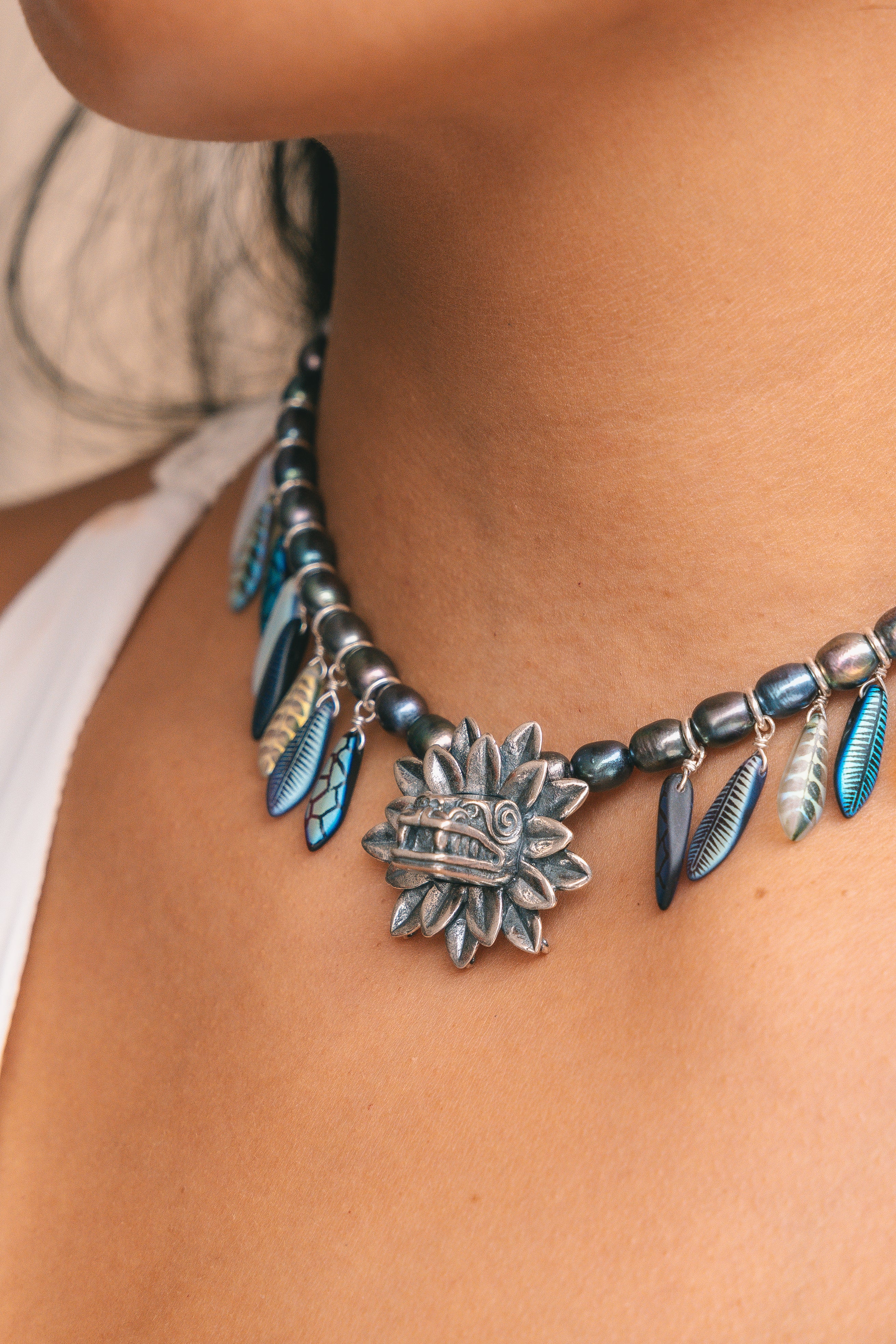Collar Plumas y Copal