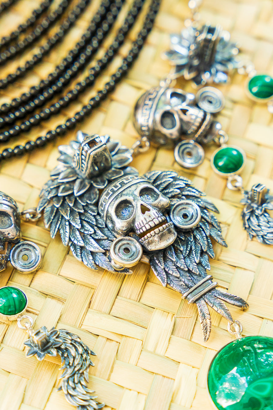 Collar Recorrido de Plumas