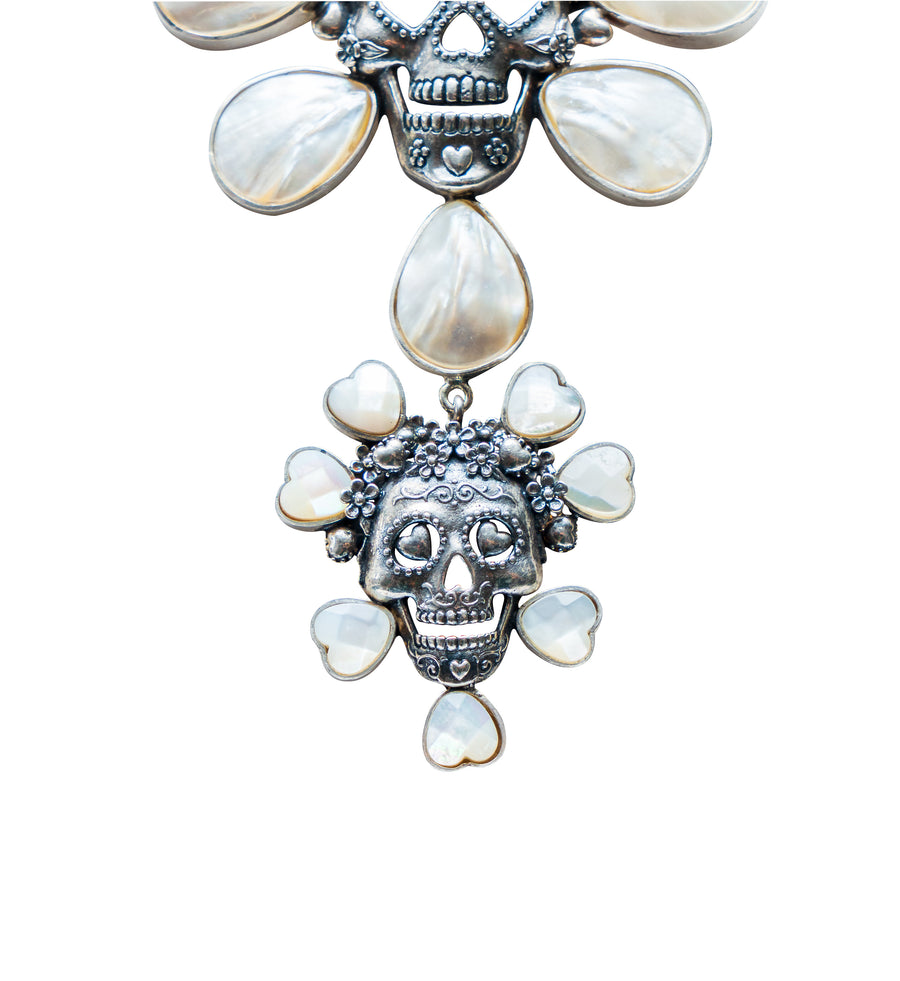 Collar Jazmín Calavera