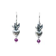 Aretes Corazón con Flama Rubí