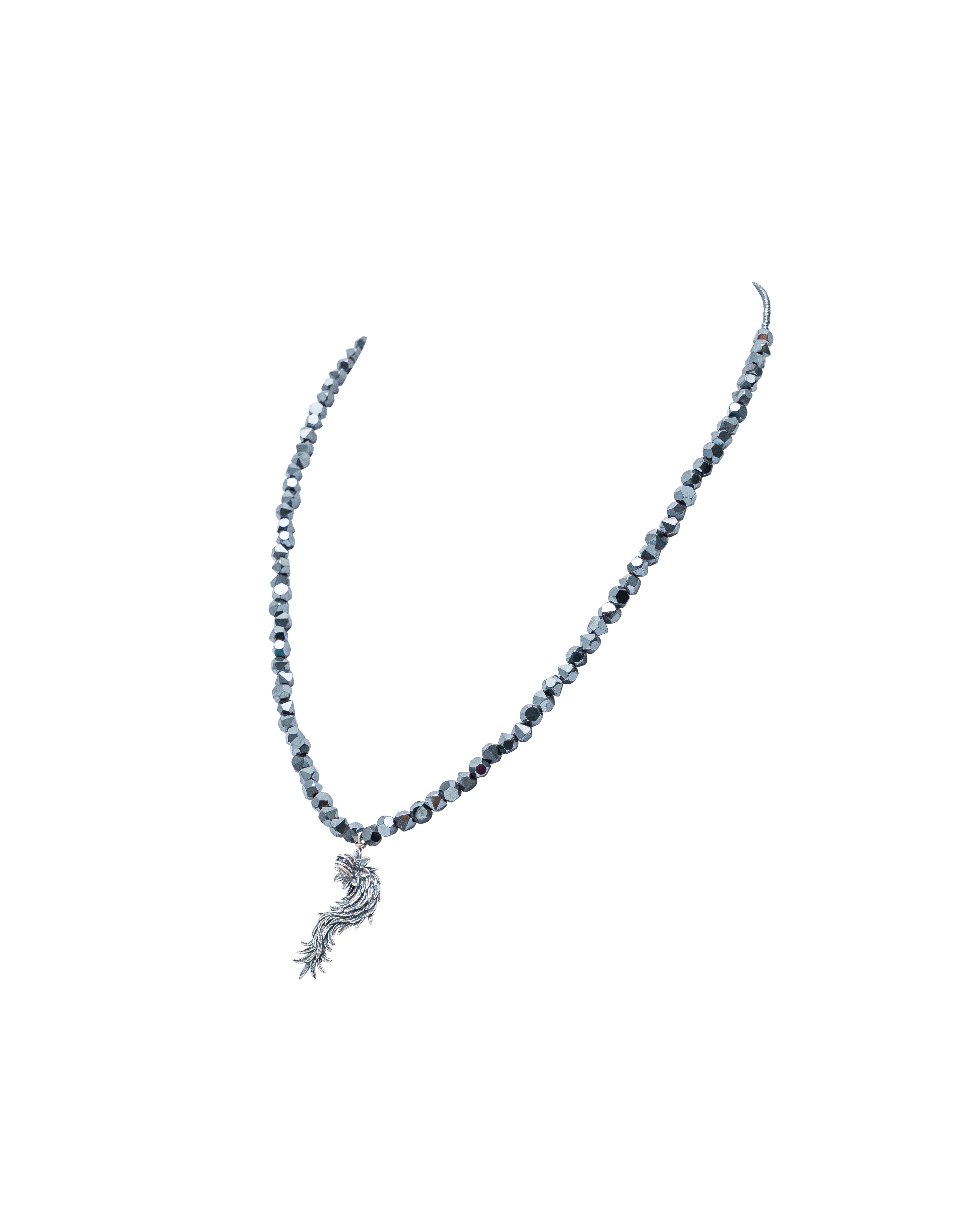 Collar Escudo Emplumado