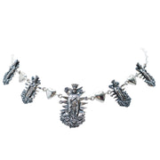 Collar Virgen con Rosas y Corazones