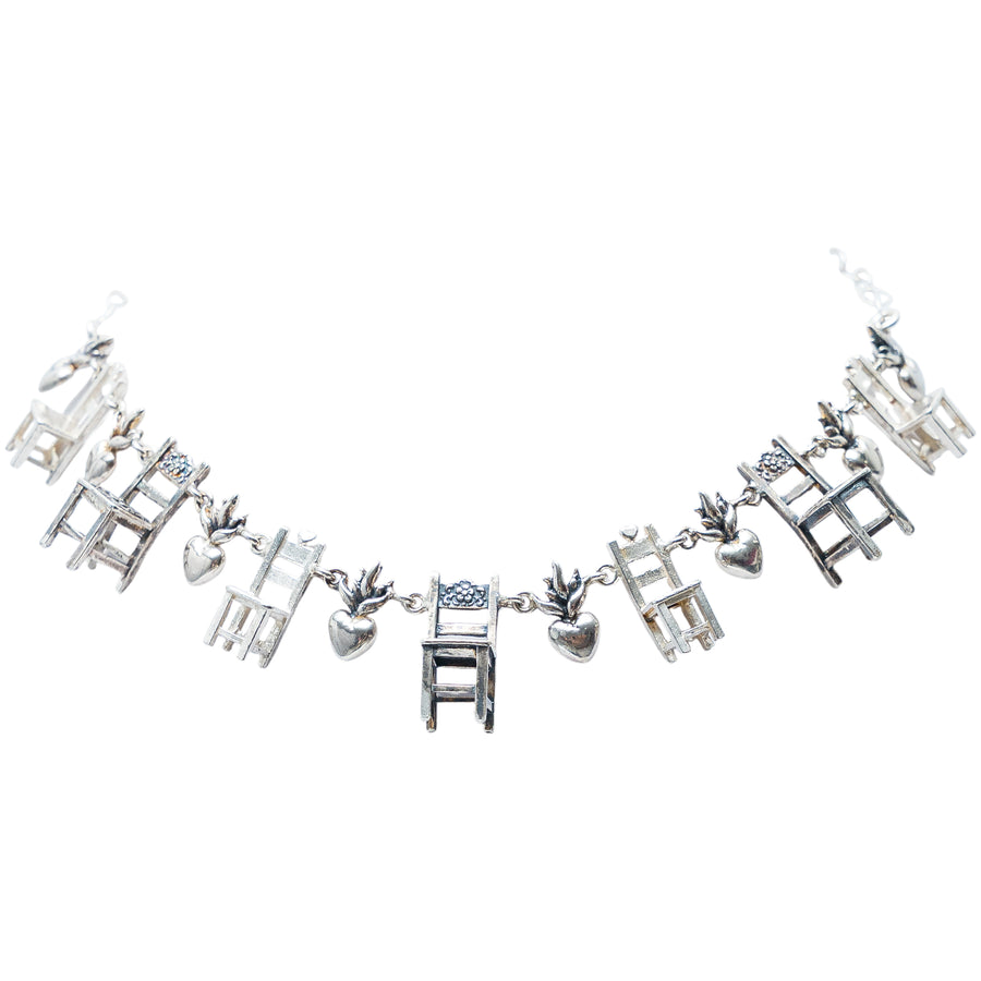 Gargantilla El Juego de las Sillas