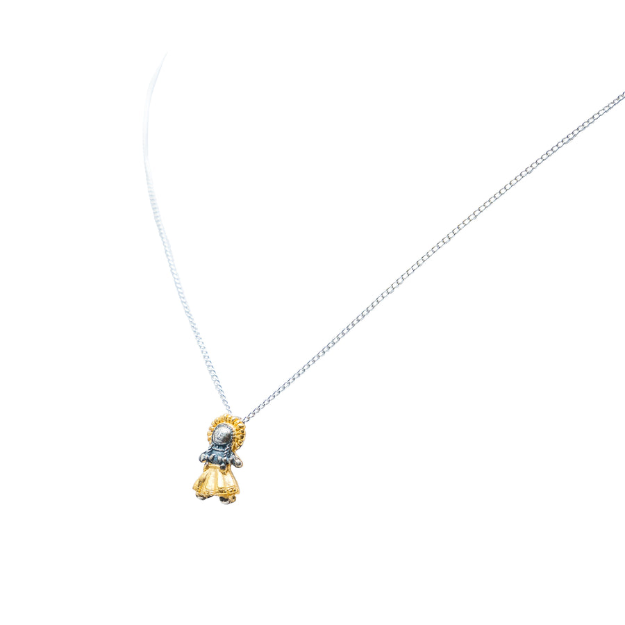 Dije Muñeca Listones Mini