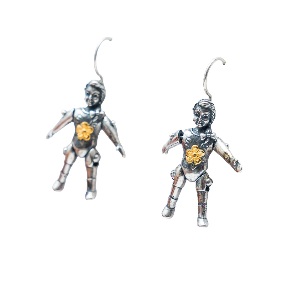 Aretes Muñeca de Cartón Mediana