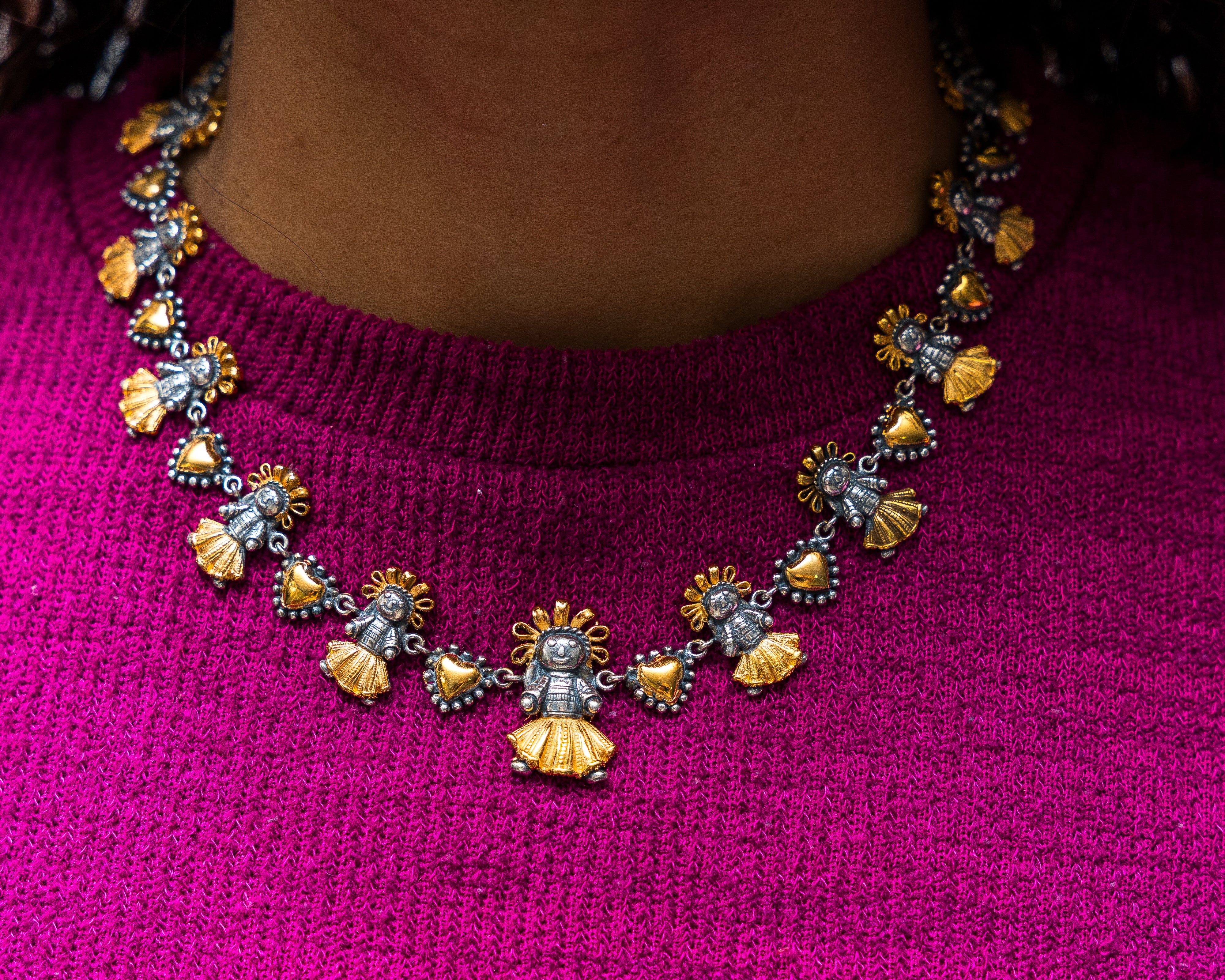 Gargantilla Muñecas de Oro