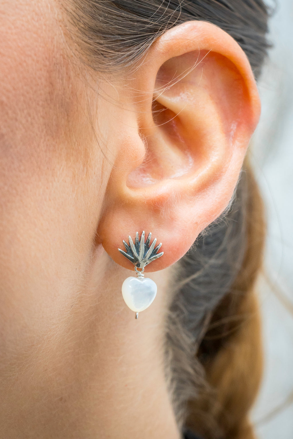 Aretes Agave Corazón Blanco