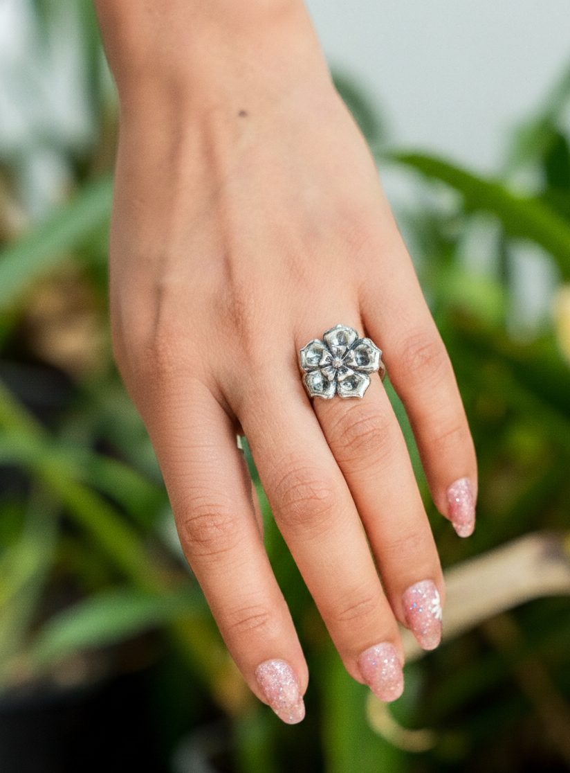 Anillo Flor chica de Sirena