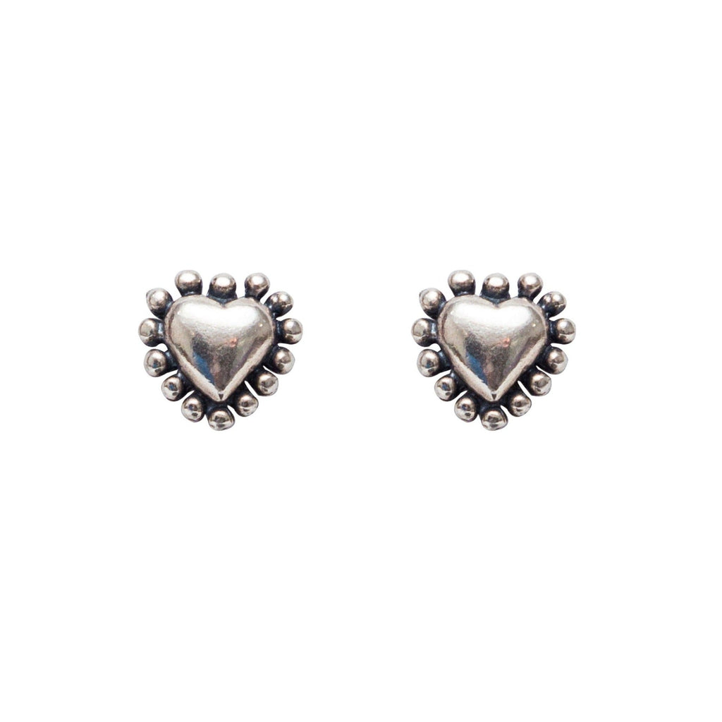 Aretes Corazón con Puntos Gabriela Sánchez Aretes