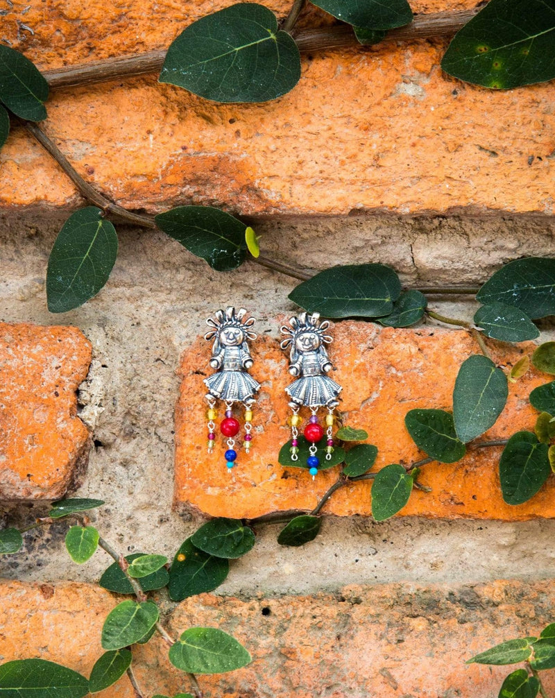 Aretes muñeca colores Gabriela Sánchez Aretes