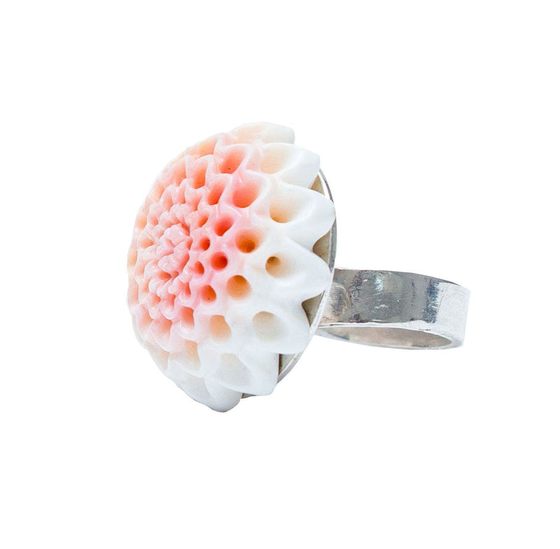 Anillo Crisantemo Gabriela Sánchez Anillo